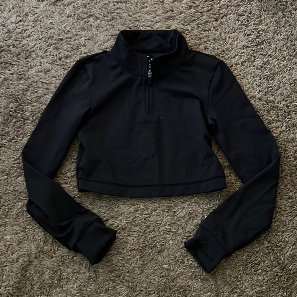 Ethos long sleeve cropped 1/4 zip